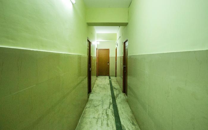 Hotel O Royal Residency Near Hare Krishna Hill