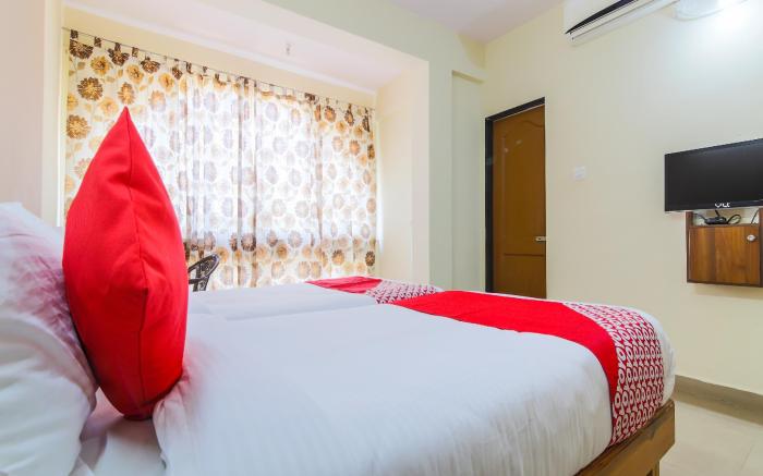 OYO 18505 Hotel Rukmini