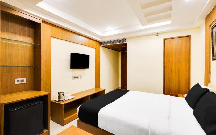 Super Townhouse Oak Alandur Near Chennai Airport Formerly Vijay Park