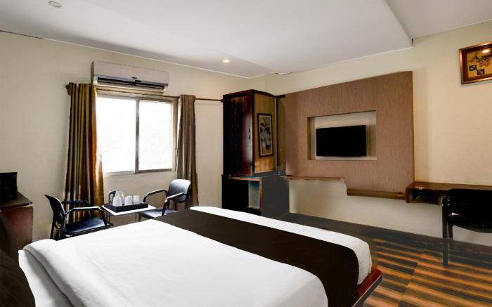 Super Townhouse Kothapet Formerly Surabhi Elite