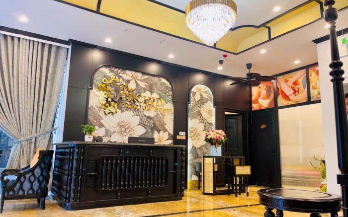 THE ORCHID PREMIUM HOTEL 