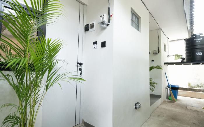 Studio 27 Sanur - Self Check In