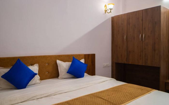 Devdarshan Hotel & Restaurant