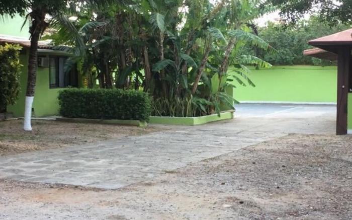 Pousada Ferradura Beach