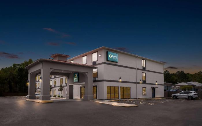 Quality Inn & Suites