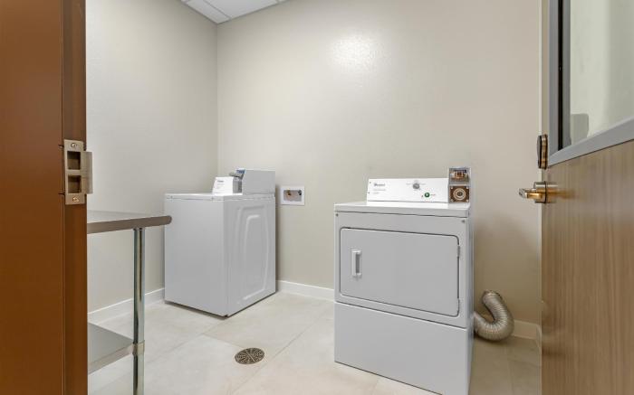 Best Western Plus Pearland/Houston Medical Center Hotel