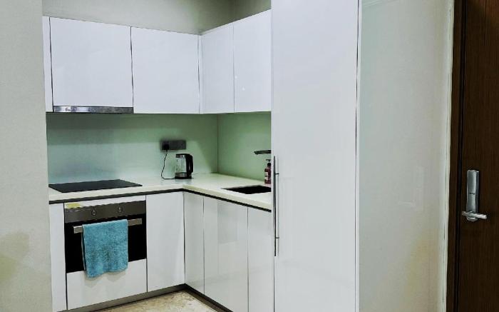 sky sutes klcc by FNF