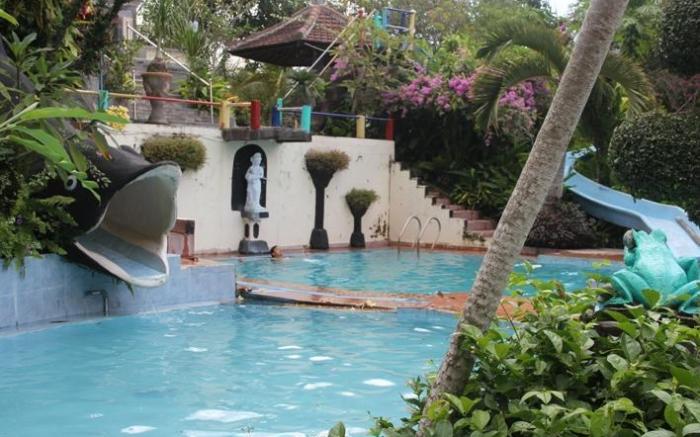 Puri Eling Blimbingsari Hotel