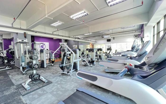 QQQ hotel type room Empire Damansara