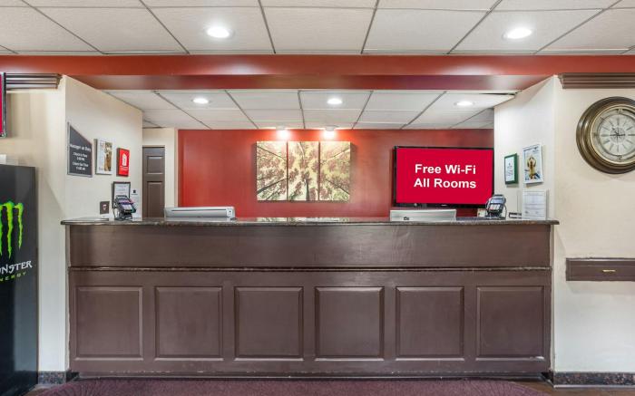 HomeTowne Studios Lancaster