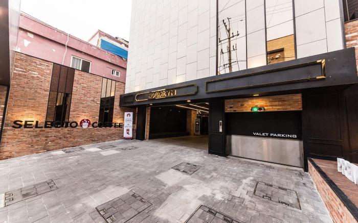 Anyang Premier Hotel XYM