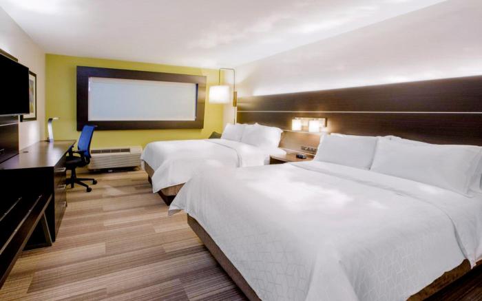 Holiday Inn Express and Suites Redding By IHG