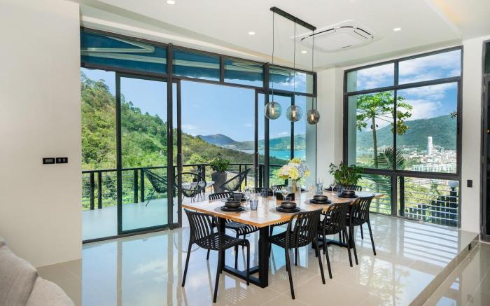 Patong Cliff  Pool villa 12 Rooms /Phuket/sleep 26