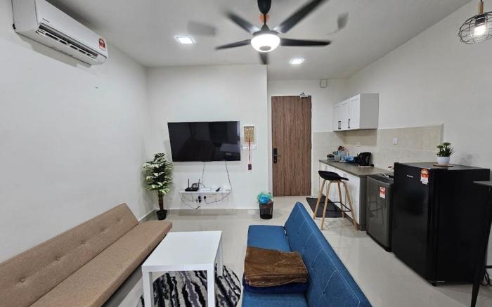 Premium City View Studio@The Shore KK C14N
