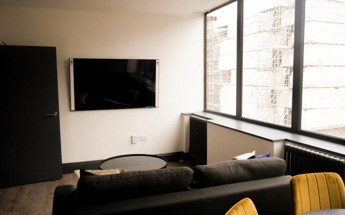 New Oxford House 2 Bedroom City Centre Apartment