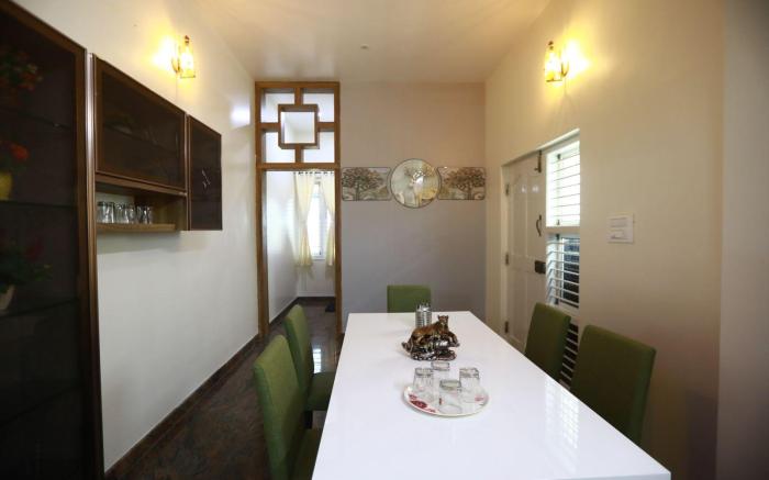 Brindavan Villa Near Big Banyan Tree