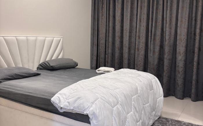 Apartment in dubai with Burj Khalifa view