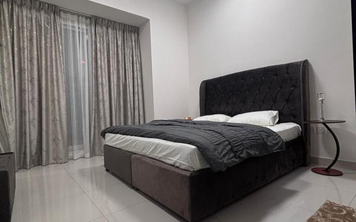 Apartment in dubai with Burj Khalifa view