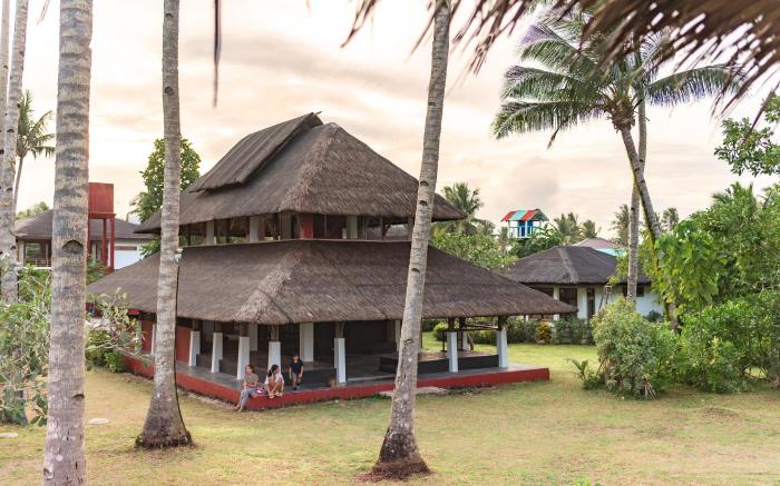 Alon Cloud 9 Beach Front