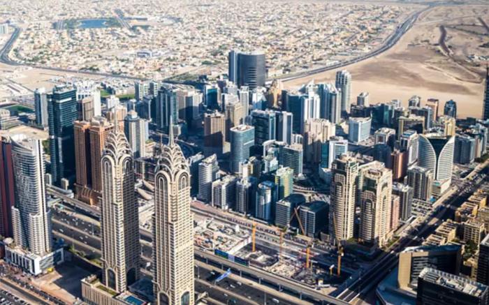 Couple Partition Room in Tecom Near Metro