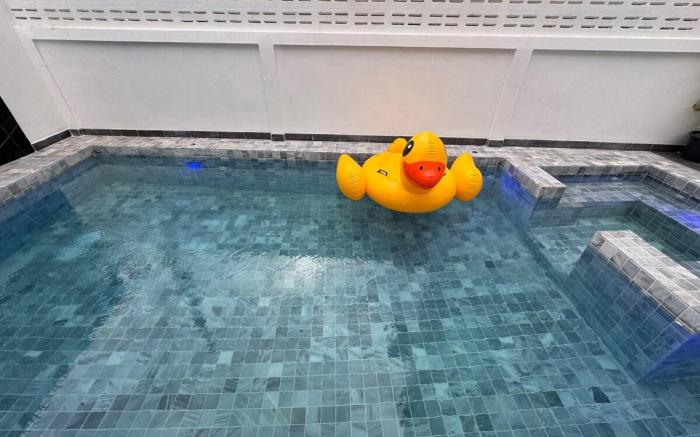Pattaya Modern Pool Villa 200 m to Beach 