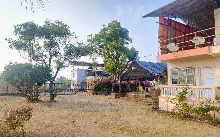 Gayatri Holiday Home 