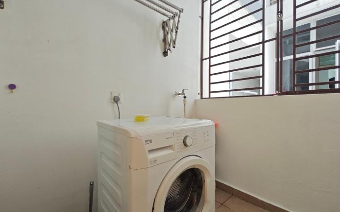 Kempas Dsummit, Celestial Stays By Antlerzone