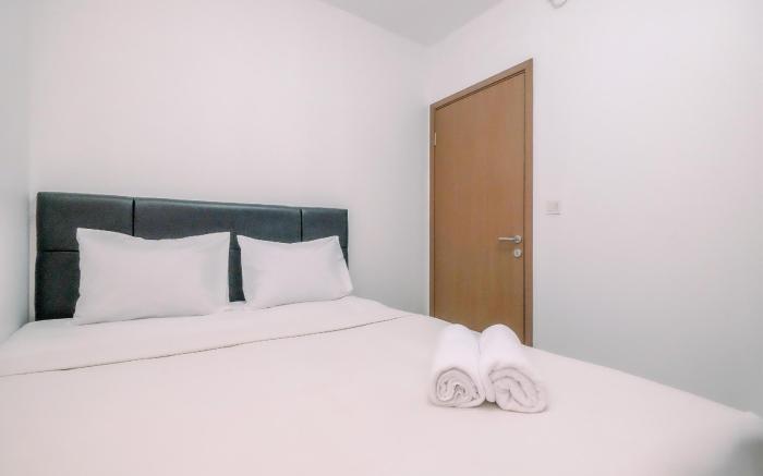 Comfort Stay 2BR Podomoro Golf ViewBy Travelio