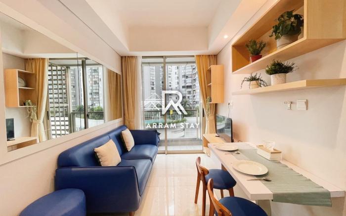 ARRAM | No.215 | Next to TA Mall with FAST Wi-Fi!