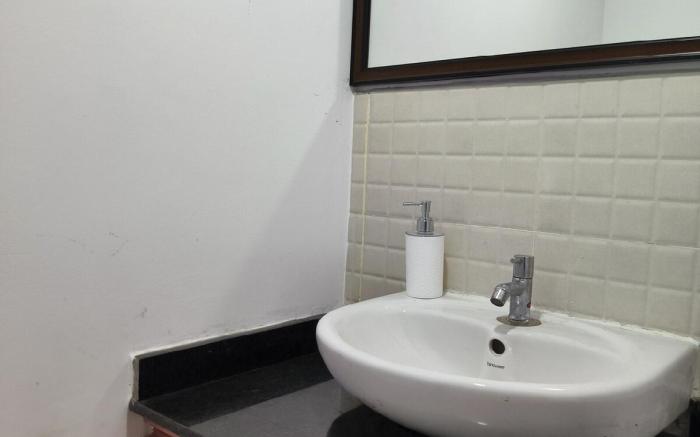 Posh 1BHK Apt with Temple View in Guruvayur C1301