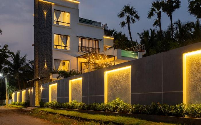 The Serene Shores - Luxury Private Villa