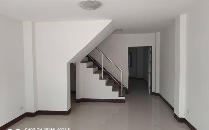Fah Suan Luang House
