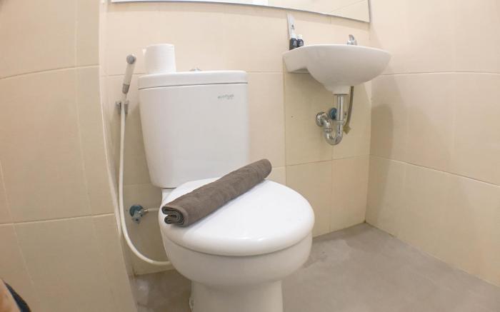 Modern Studio Bale Hinggil Apartment By Travelio