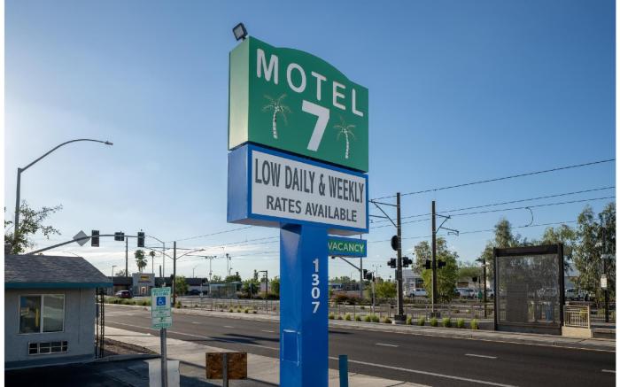 Motel 7 By OYO Near Phoenix Airport