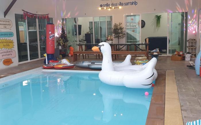 Two Than 99 Smile Pool Villa Sattahip