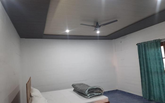 Pahadi Home Stay पहाड़ी होमस्टे