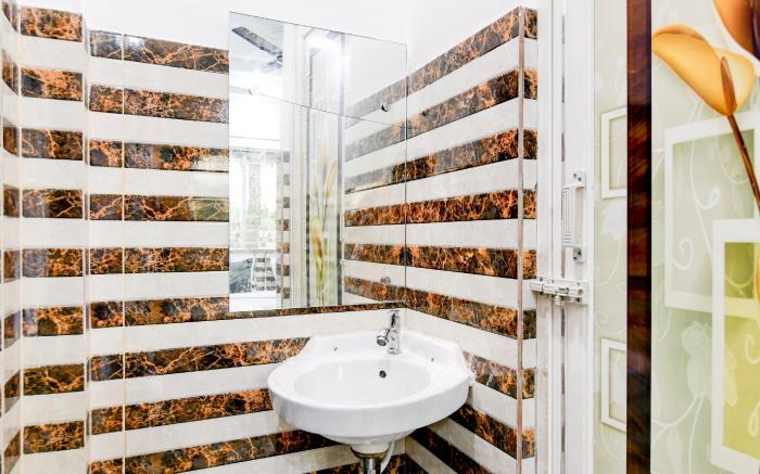 Super Hotel O Hiland Park Formerly Ayush Villa