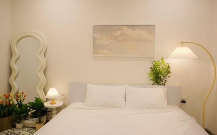 Hera House - BS7 - Beverly Solari - The Tropical