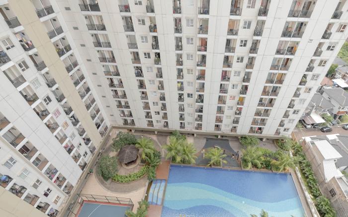 Nice and Comfy Studio at Cinere Resort By Travelio