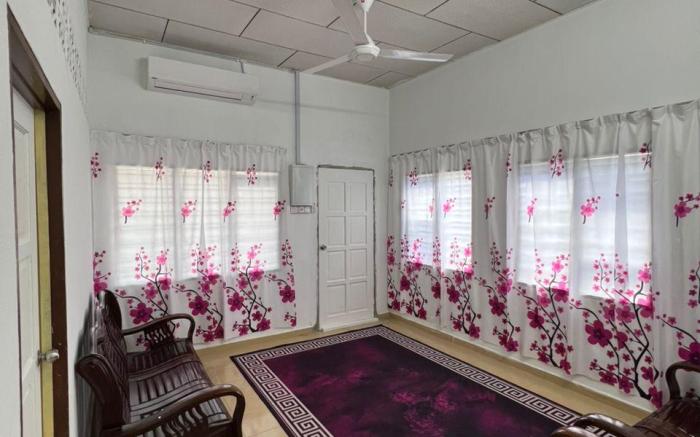 D` Simpang Homestay