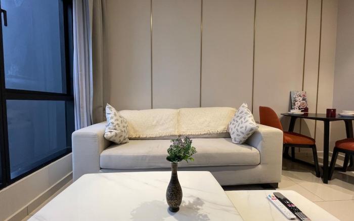Hill10 Residence I-City by DeUrban HH3305
