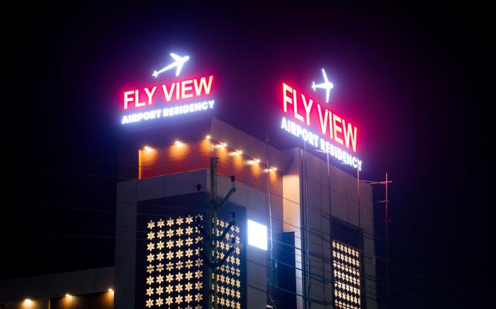 FLY VIEW Airport Residency