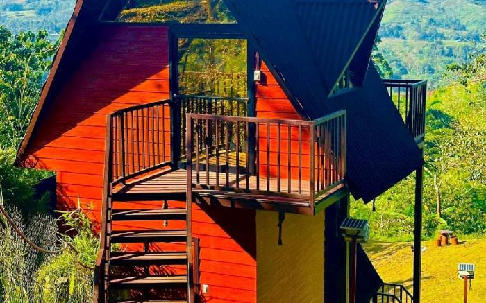 THE HIDDEN COTTAGE 