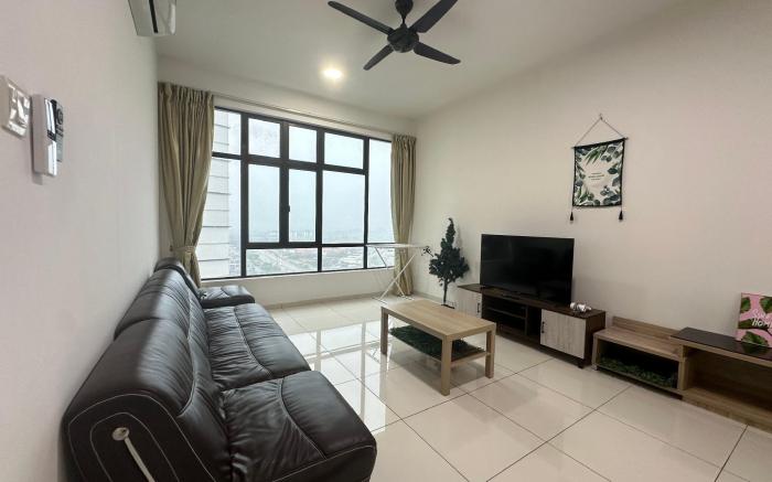 D'Summit Residences 3 bedroom|Wifi Netflix Youtube