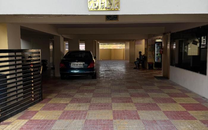 HOTEL HILL 9