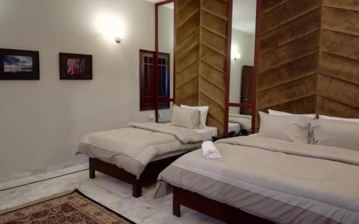 Hotel Island Clifton