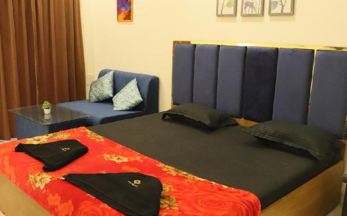 Ivy Bliss Studio with Private Pool, B 06, Karjat