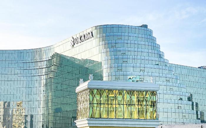 Luxury 2BR Corner near Solaire & Okada II Sunset 