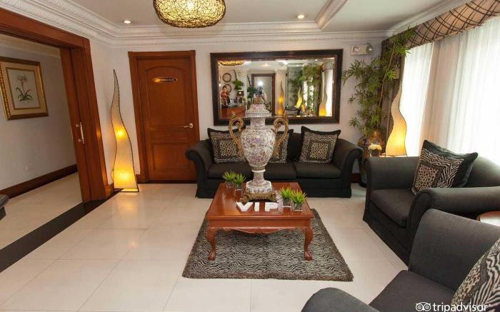 Collection O VIP Suites, Near PNR Pasay Evangelista, Makati Manila