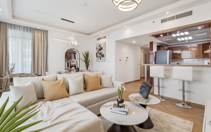 Spacious 3BR in Marina | 5 Min Walk to Metro
